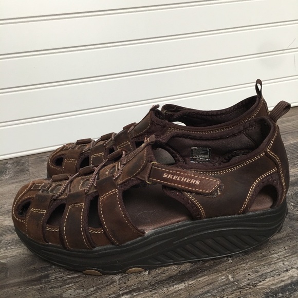 Skechers Shape-ups - Picture 2 of 7